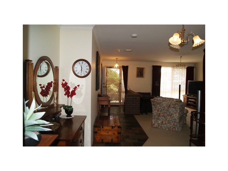 35 Daveys Road, Flagstaff Hill SA 5159