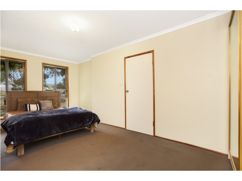 64 Sir James Hardy Way, Woodcroft SA 5162