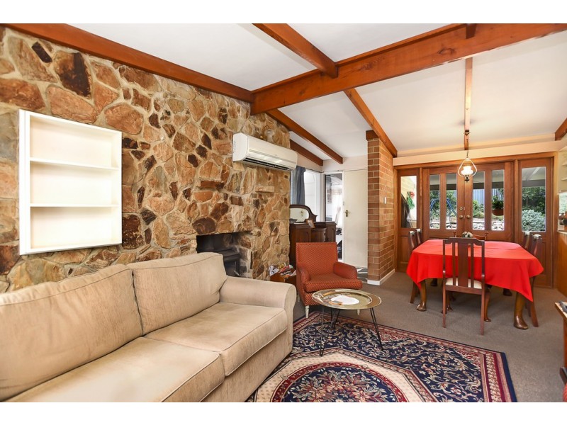 6 Eve Road, Bellevue Heights SA 5050