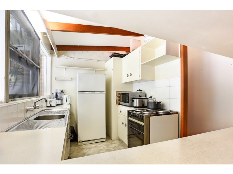 6 Eve Road, Bellevue Heights SA 5050