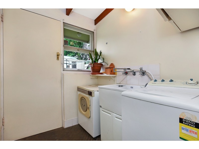 6 Eve Road, Bellevue Heights SA 5050