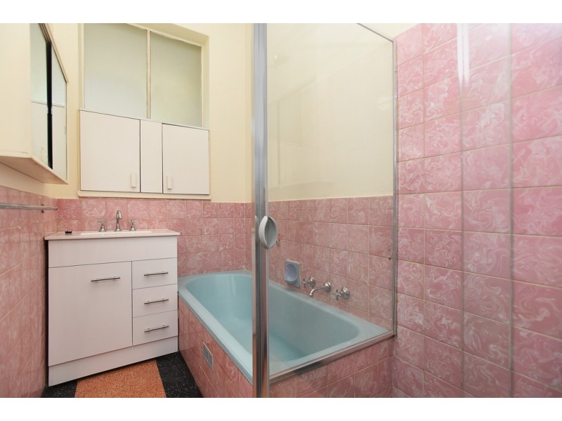 2 Sixth Avenue, Ascot Park SA 5043