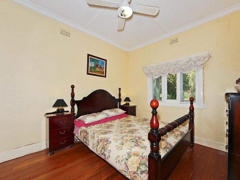 23 Blackthorn Ave, Hawthorndene SA 5051