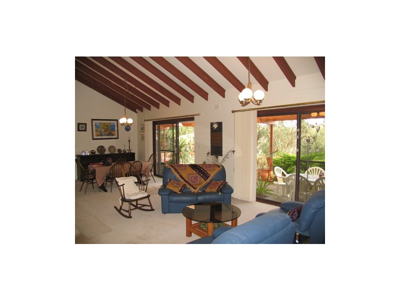 71 HIGHLAND DRIVE, Bellevue Heights SA 5050