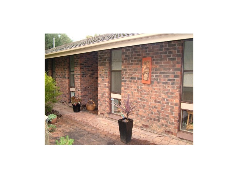 71 HIGHLAND DRIVE, Bellevue Heights SA 5050