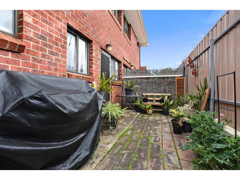 2/1 Sampson Road, Mitchell Park SA 5043