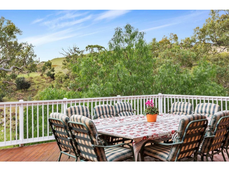 7 Coast View Court, Chandlers Hill SA 5159
