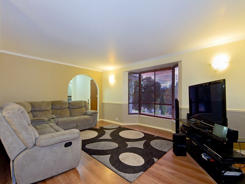 24 McHarg Road, Happy Valley SA 5159