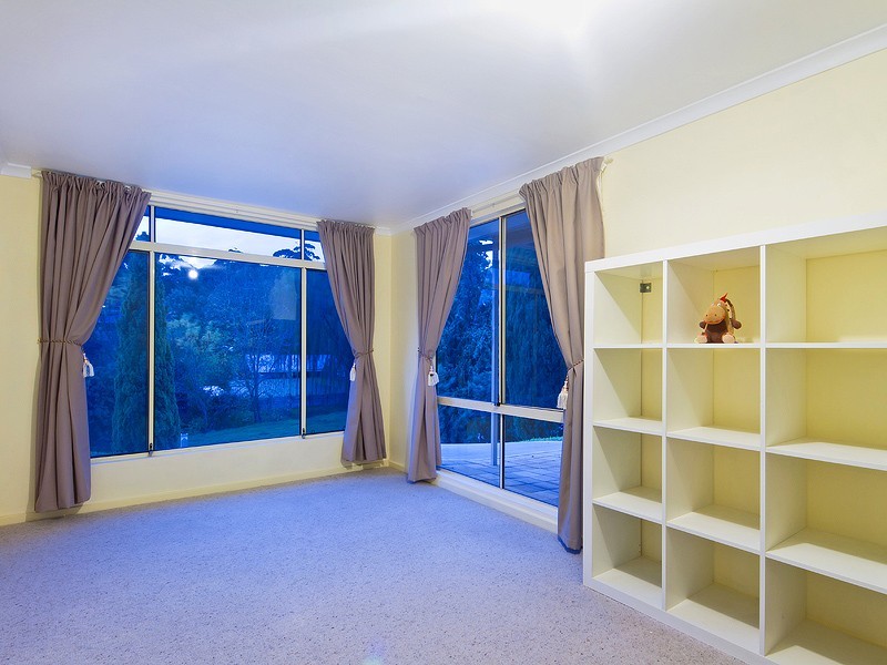 24 McHarg Road, Happy Valley SA 5159