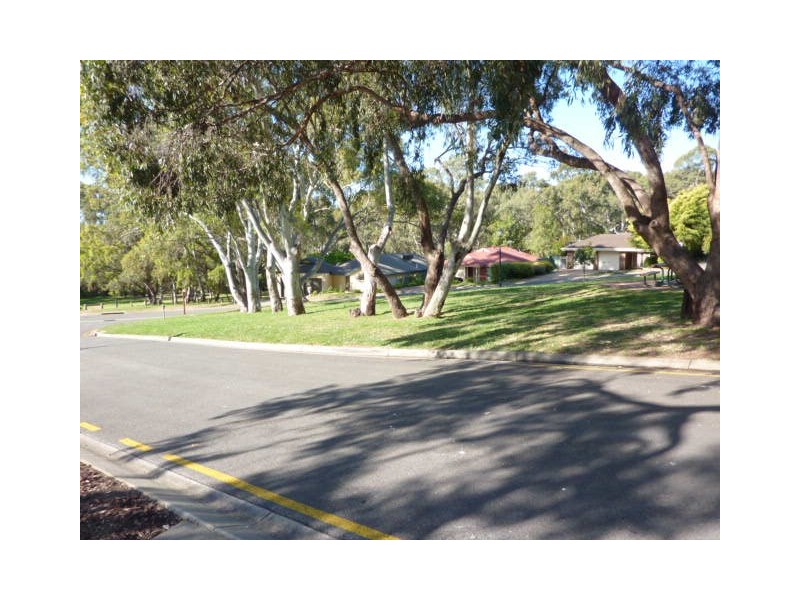 4 Burton Mews, Aberfoyle Park SA 5159