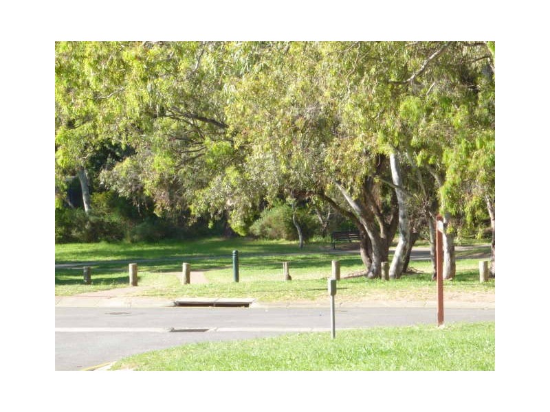 4 Burton Mews, Aberfoyle Park SA 5159