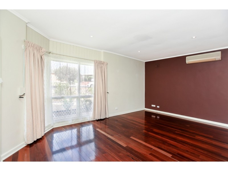 8 Karyn Cres, Reynella SA 5161