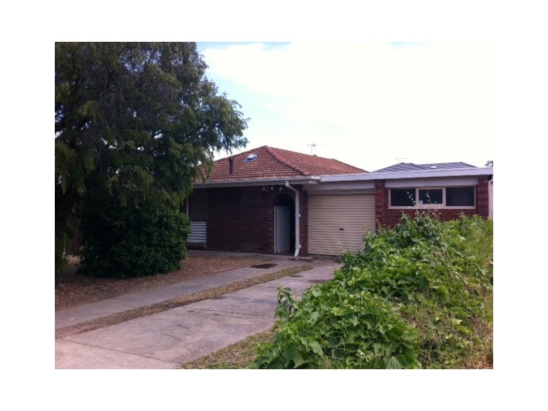 42 Columbia Crescent, Hallett Cove SA 5158