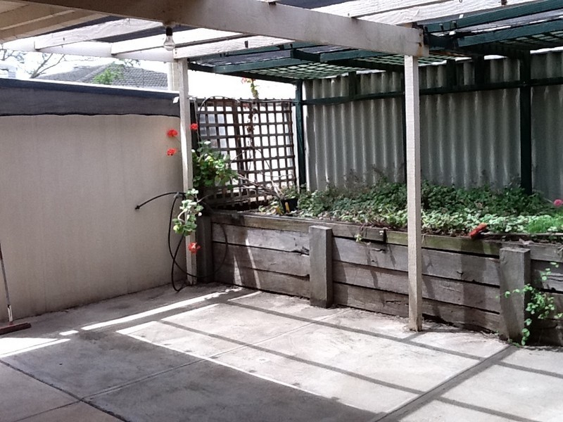 42 Columbia Crescent, Hallett Cove SA 5158