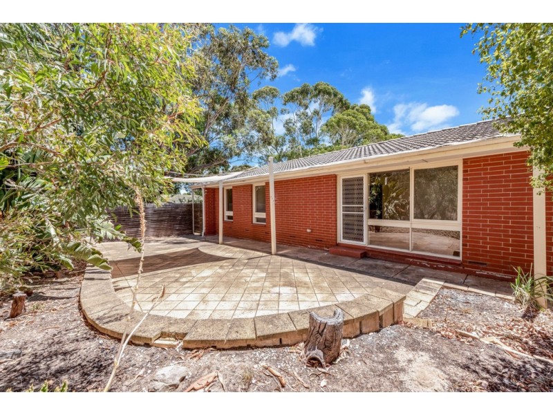 13 Redcraze Street, Aberfoyle Park SA 5159