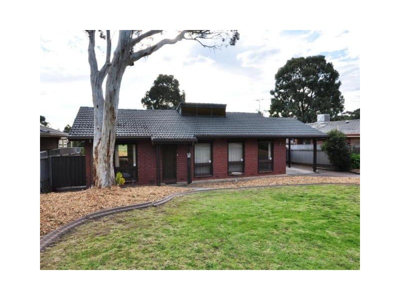 16 Medina Street, Aberfoyle Park SA 5159