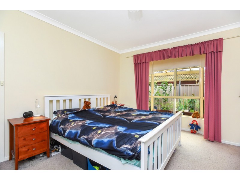 40 Lynton Avenue, Mitchell Park SA 5043