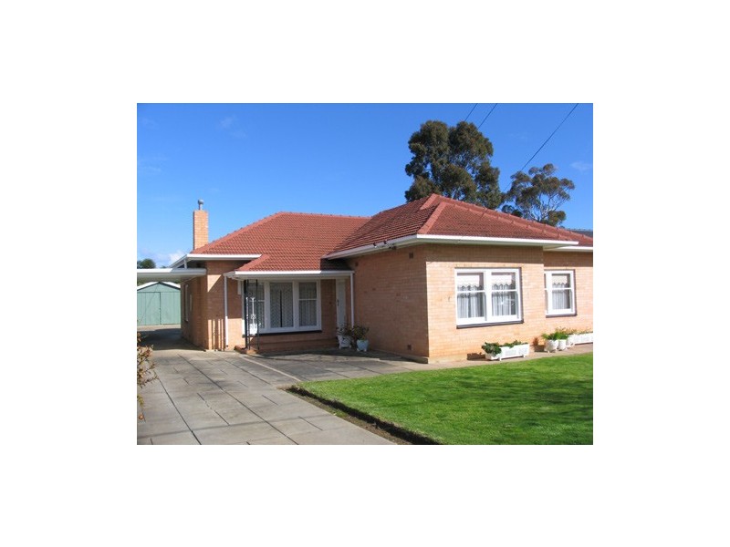 84 CAULFIELD AVENUE, Clarence Gardens SA 5039