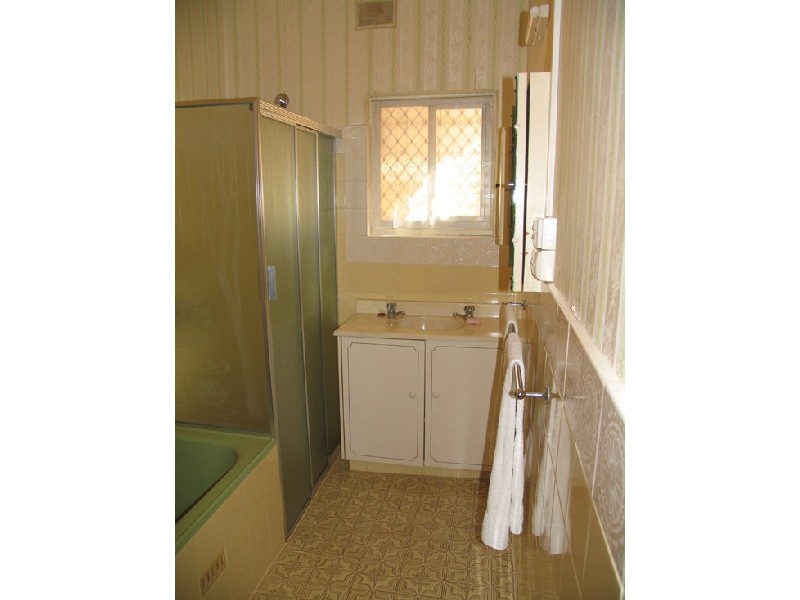 84 CAULFIELD AVENUE, Clarence Gardens SA 5039