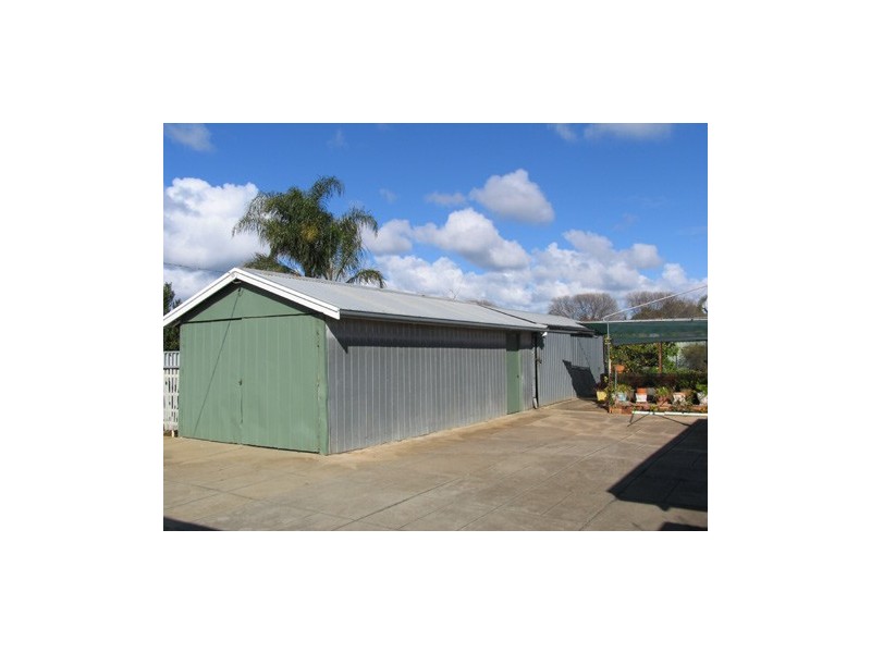 84 CAULFIELD AVENUE, Clarence Gardens SA 5039