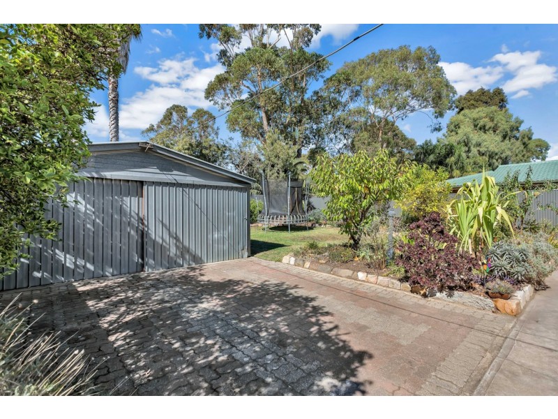 21 LYLE STREET, Happy Valley SA 5159