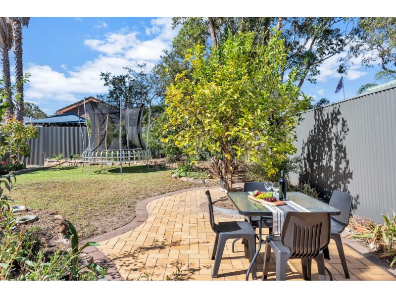 21 LYLE STREET, Happy Valley SA 5159