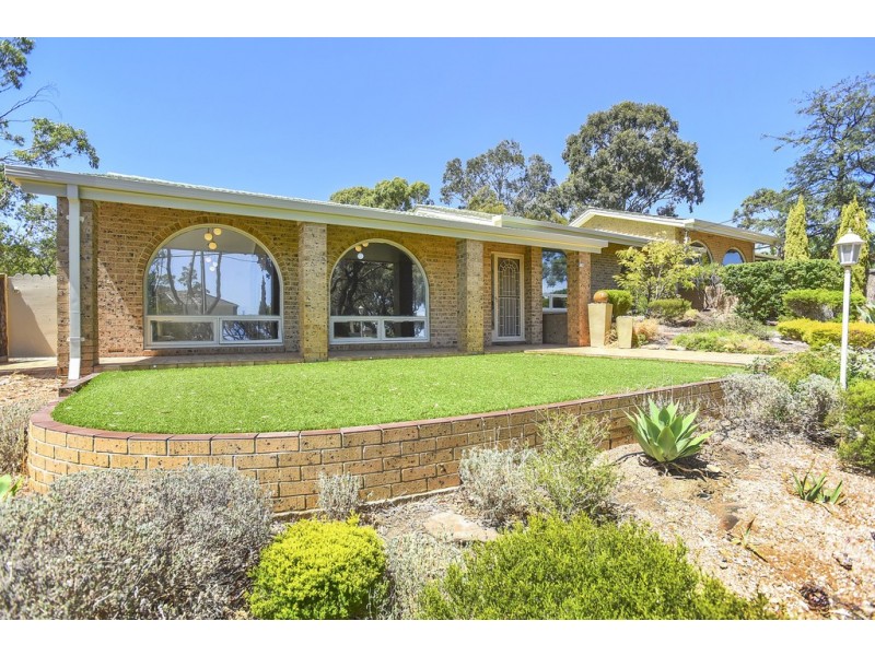 72 Hillcrest Drv, Eden Hills SA 5050