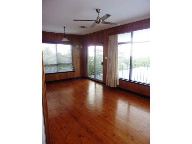 1 West Way, Darlington SA 5047