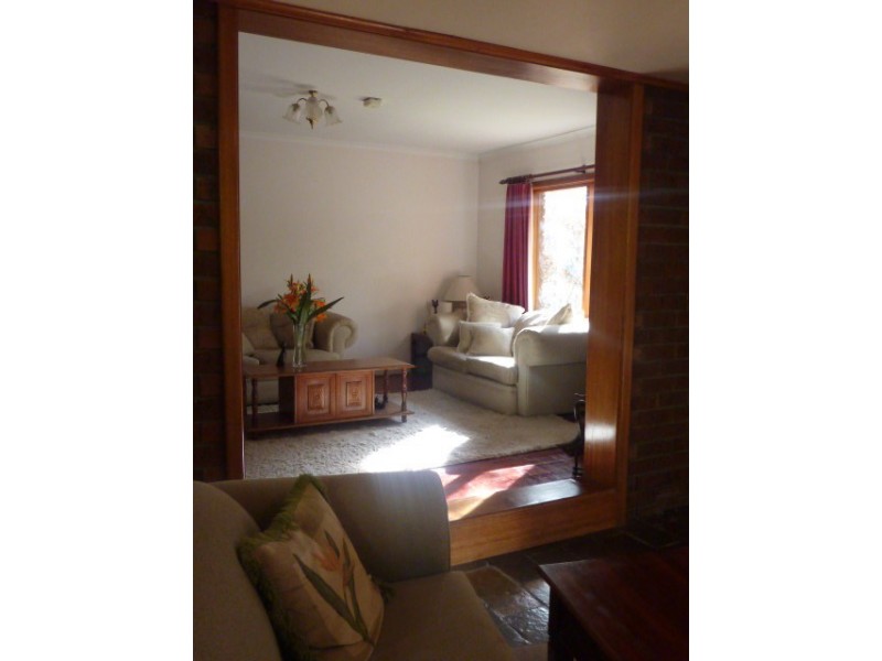 12 Woodburn Avenue, Hawthorndene SA 5051