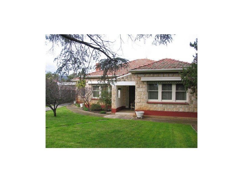 27 WATTLEBURY ROAD, Lower Mitcham SA 5062