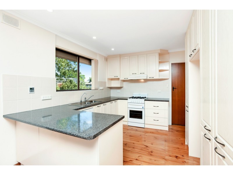 4/33 Boyle Court, Marion SA 5043