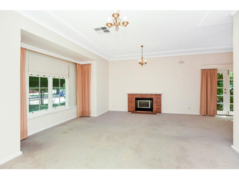 10 Alison Avenue, Marion SA 5043