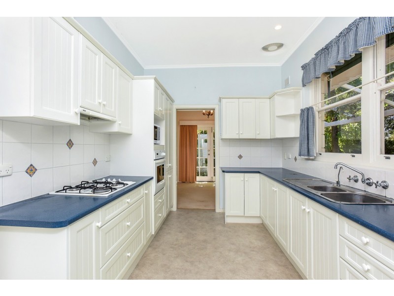 10 Alison Avenue, Marion SA 5043