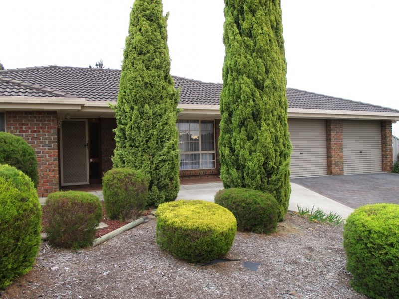 12 Coachwood Drive, Aberfoyle Park SA 5159