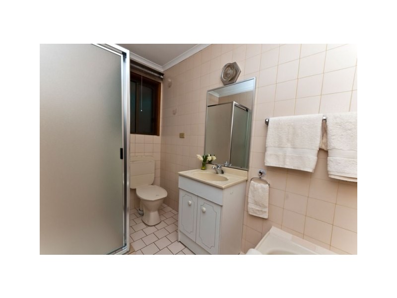 12 Salvador Street, Flagstaff Hill SA 5159