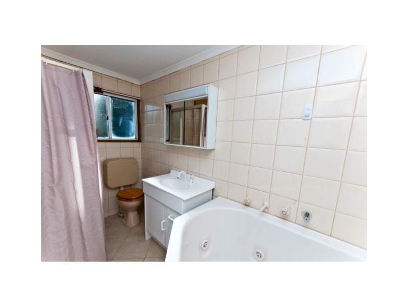 12 Salvador Street, Flagstaff Hill SA 5159