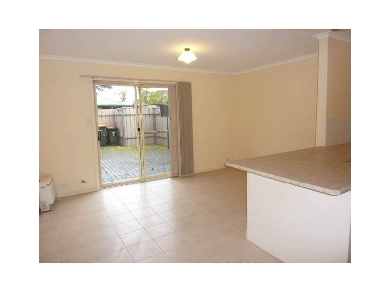 2/15 Arnold Drive, Mitchell Park SA 5043