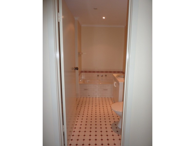 2/15 Arnold Drive, Mitchell Park SA 5043