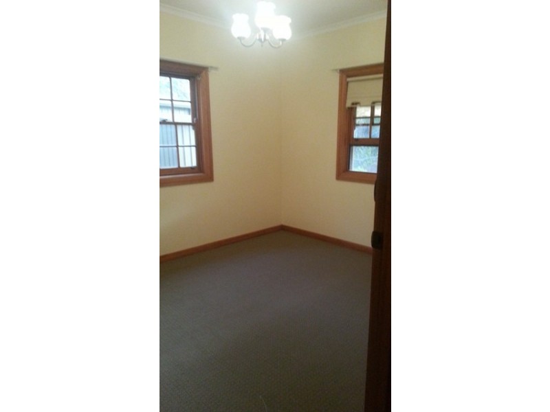 16 Deane Avenue, Belair SA 5052