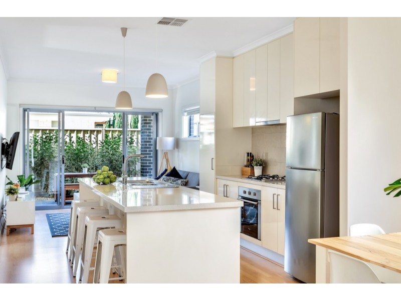 13 SEAFORTH AVENUE, Dover Gardens SA 5048