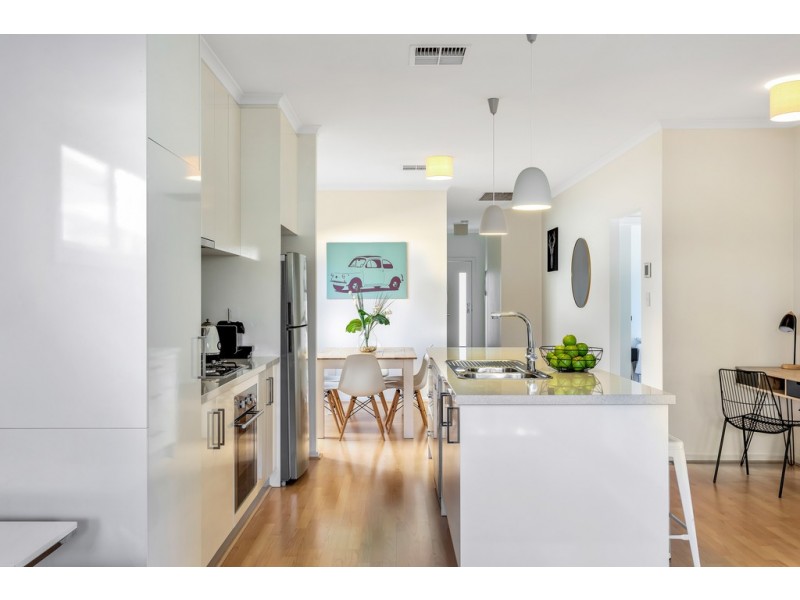 13 SEAFORTH AVENUE, Dover Gardens SA 5048