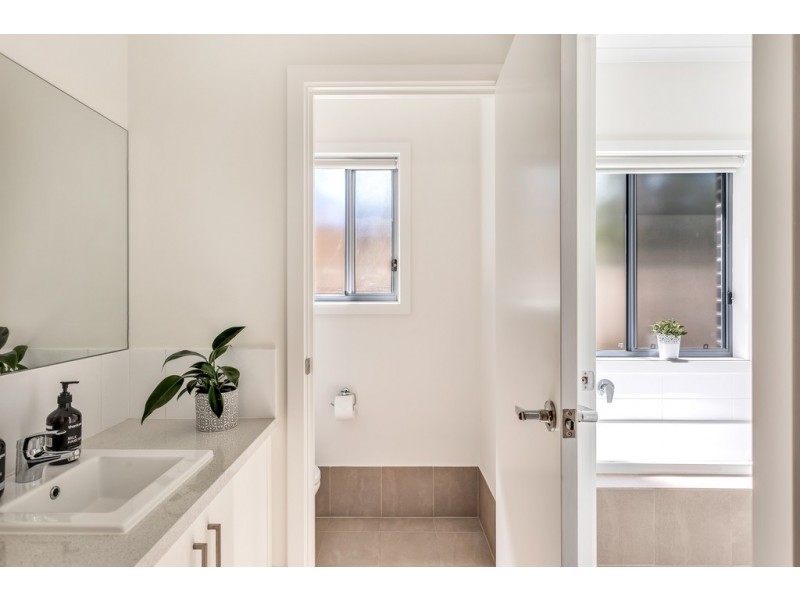 13 SEAFORTH AVENUE, Dover Gardens SA 5048