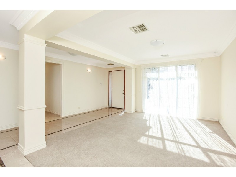 8 Warriparinga Ave, Craigburn Farm SA 5051