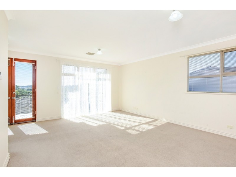 8 Warriparinga Ave, Craigburn Farm SA 5051