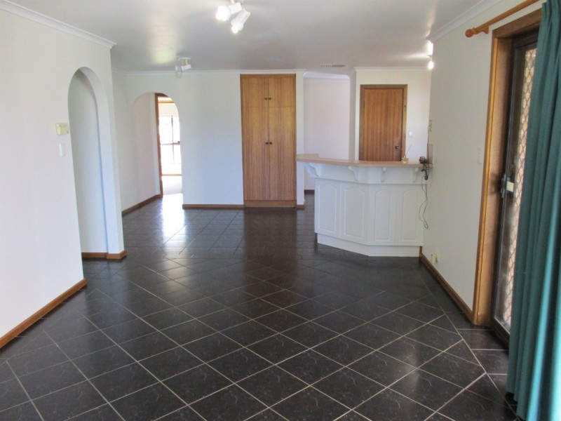 44 Woodcroft Drive, Morphett Vale SA 5162