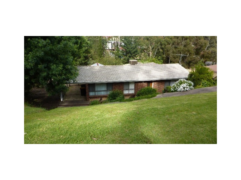 10 Nayook Grove, Happy Valley SA 5159