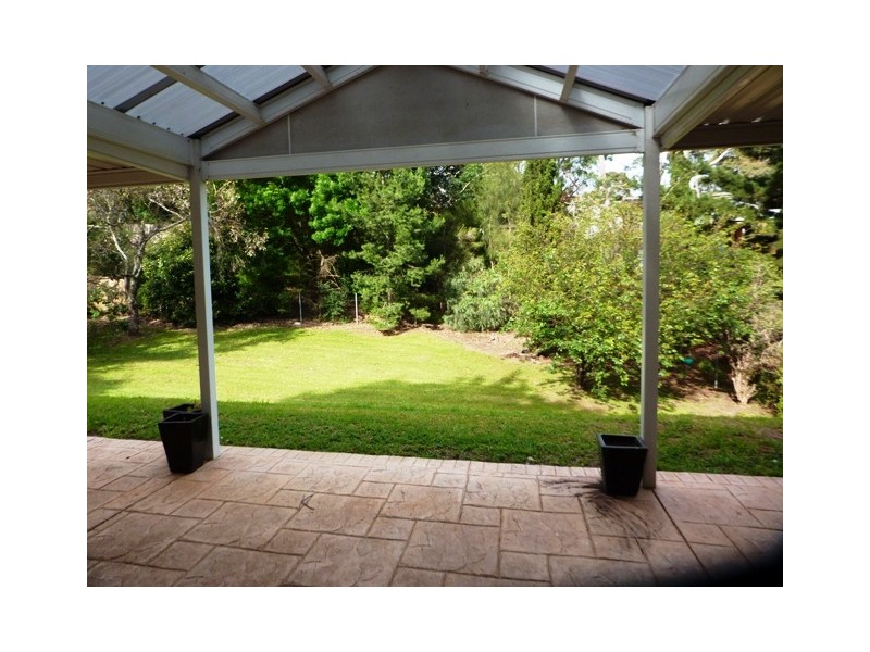 10 Nayook Grove, Happy Valley SA 5159