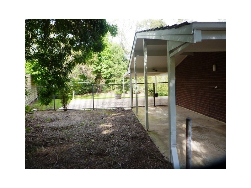 10 Nayook Grove, Happy Valley SA 5159