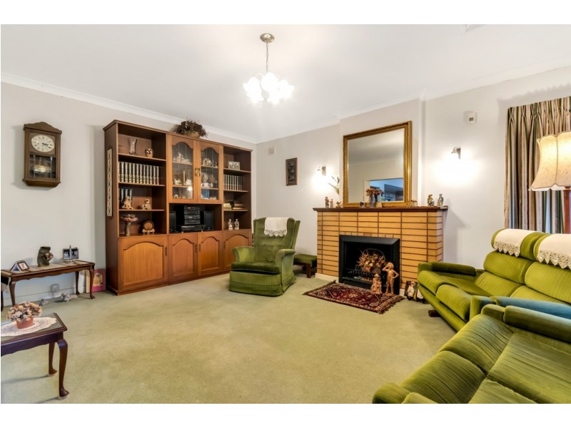 36 Meadow Avenue, Hawthorndene SA 5051