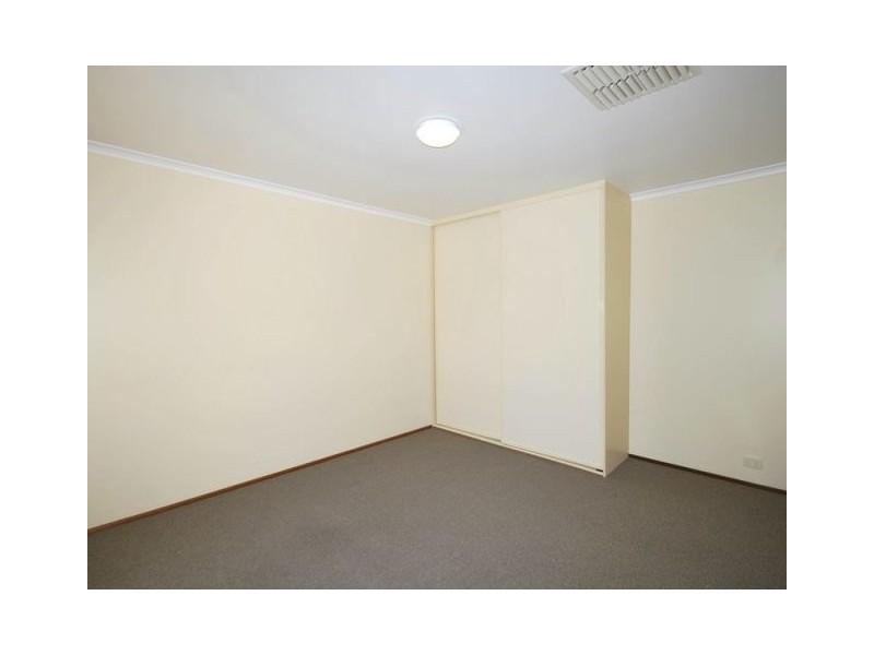 12 Wooding Ave, Woodcroft SA 5162